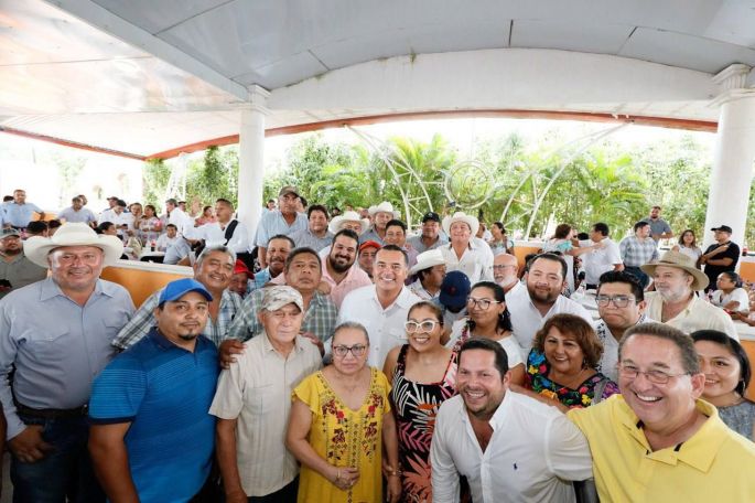 Renán Barrera afirma en el oriente del estado que lo importante es cuidar a Yucatán
