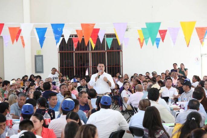 Renán Barrera llama a trabajar en equipo por Yucatán; pide dejar a un lado colores partidistas