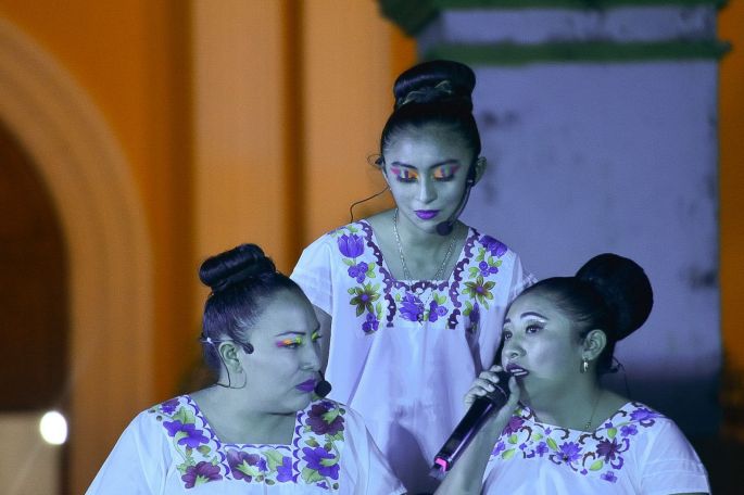 Presentan el Réquiem de las flores de Ken Mai en Tecoh
