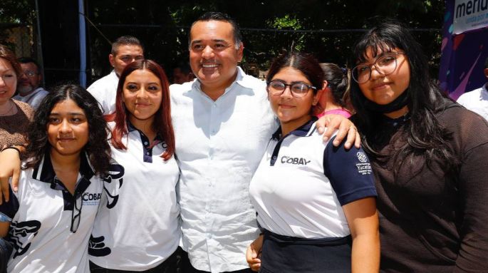 El Ayuntamiento realizó las primeras jornadas educativas para presentar la “Guía Alimentaria de Mérida”