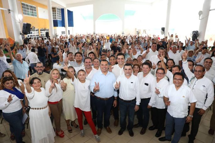 Más municipios se suman al Equipo Yucatán que encabeza Renán Barrera