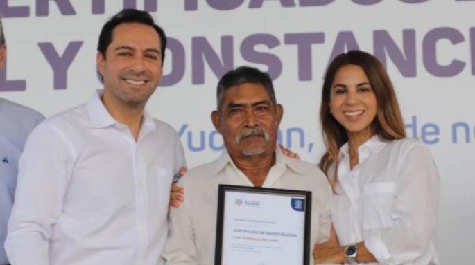 Familias del sur de Mérida gozan de certeza patrimonial gracias al apoyo del Gobernador Mauricio Vila Dosal