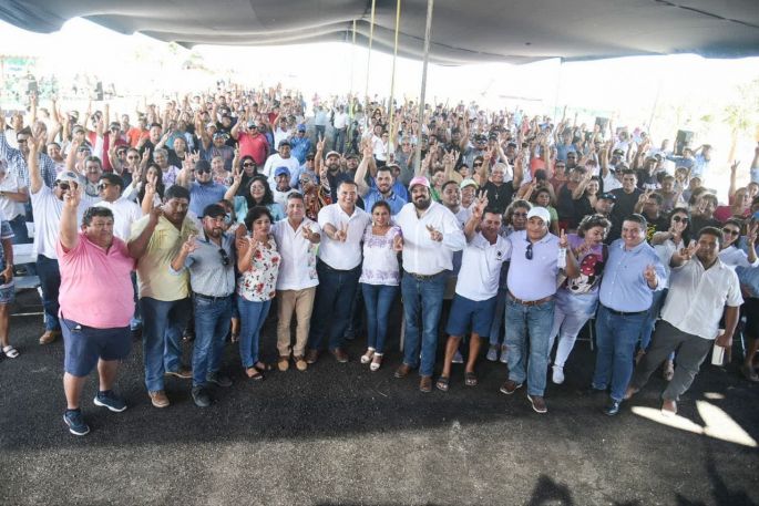 Renán Barrera con casa llena en San Felipe; habitantes del puerto se suman a su proyecto 