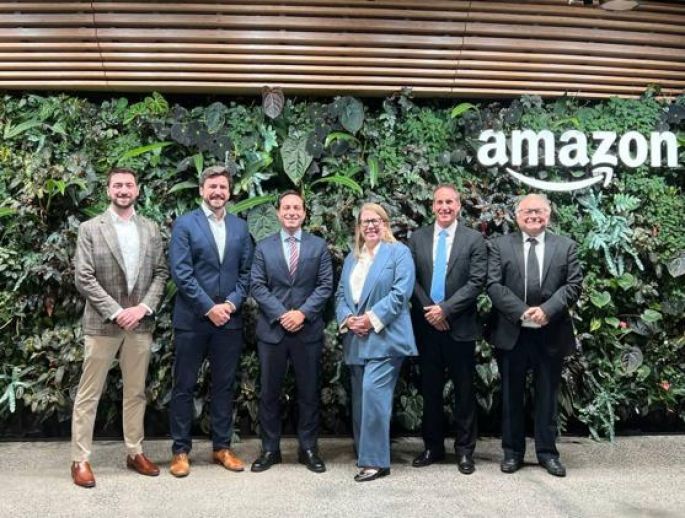 El Gobernador Mauricio Vila y Amazon acuerdan fortalecer la presencia de esa empresa en Yucatán con más inversiones y generación de empleos