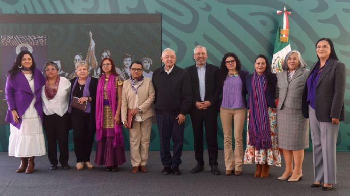 AMLO y funcionarias del Gabinete de la 4T conmemoran Día Internacional de las Mujeres