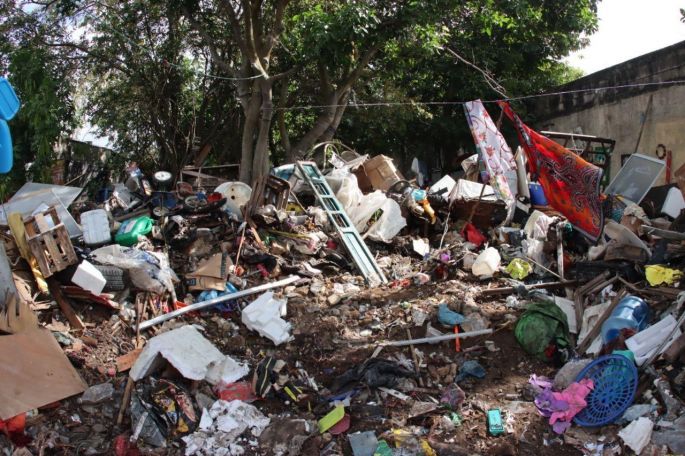 Ayuntamiento de Mérida retira 32 toneladas de basura en un predio de la colonia Mayapán