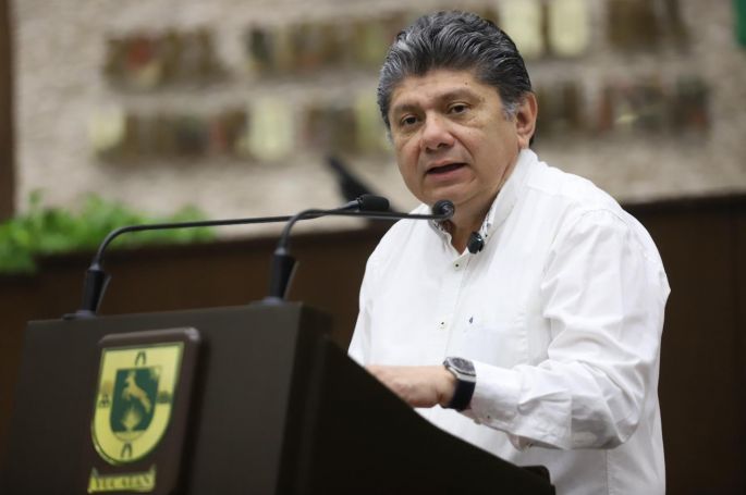 La inteligencia artificial debe incorporarse desde la educación básica: Gaspar Quintal