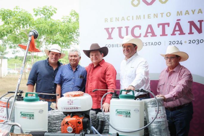 Renacimiento Agrícola llega a Tizimín con entrega histórica de herramientas