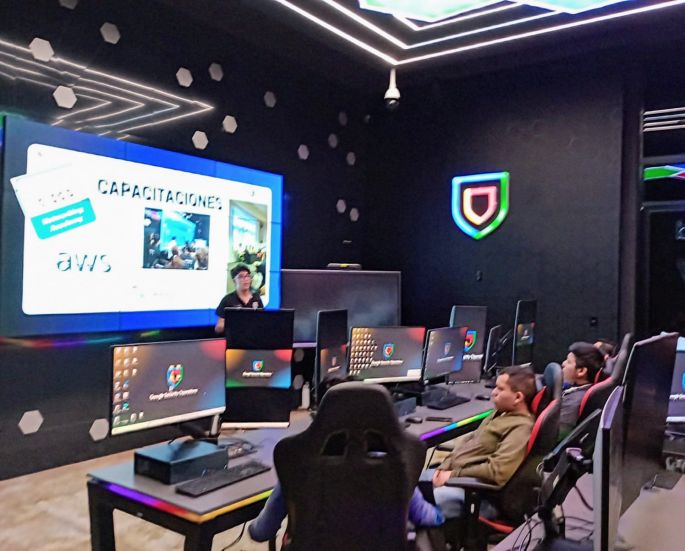 UPY abre convocatoria para la 1° Escuela Internacional de Verano AMCID 2025