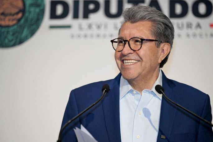 Ricardo Monreal llama a cerrar filas con la presidenta Claudia Sheinbaum para que “resista andanadas que desde el exterior le asestan”