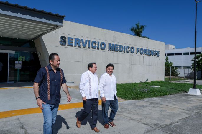 Gobiernos de Yucatán y Campeche acompañan a familias de víctimas