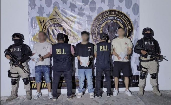Detienen a tres cubanos en Mérida; robaron más de un millón de pesos en la Leandro Valle