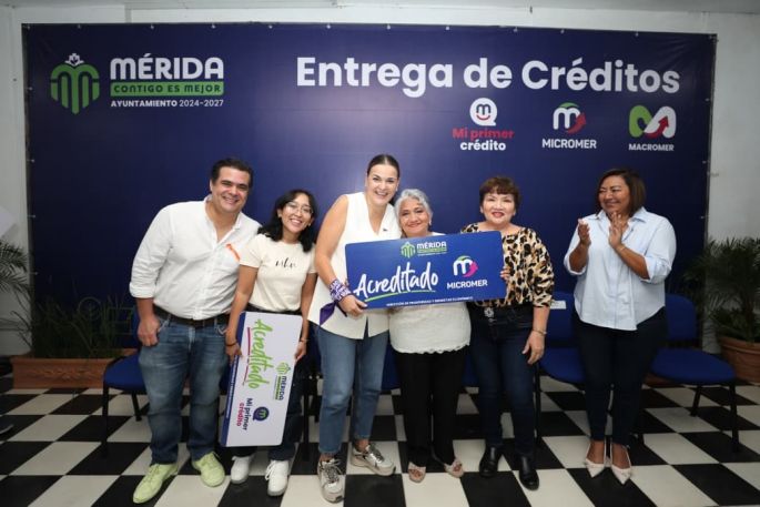 Cecilia Patrón fortalece la economía en Mérida con la entrega de nuevos créditos
