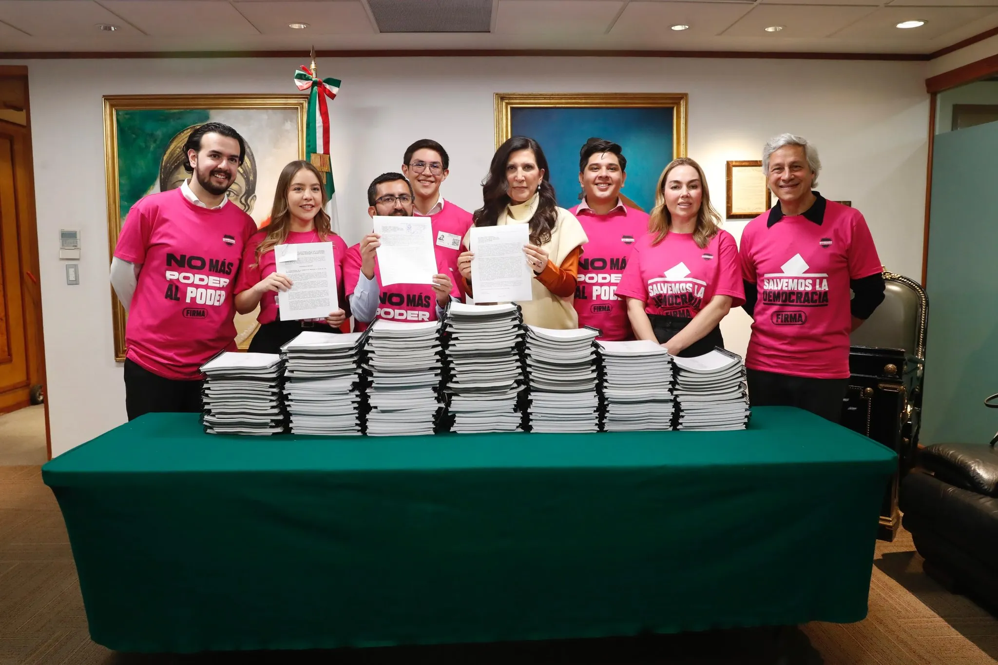 El INE dice que no apoya la contrarreforma electoral de Claudio X. Gonzalez