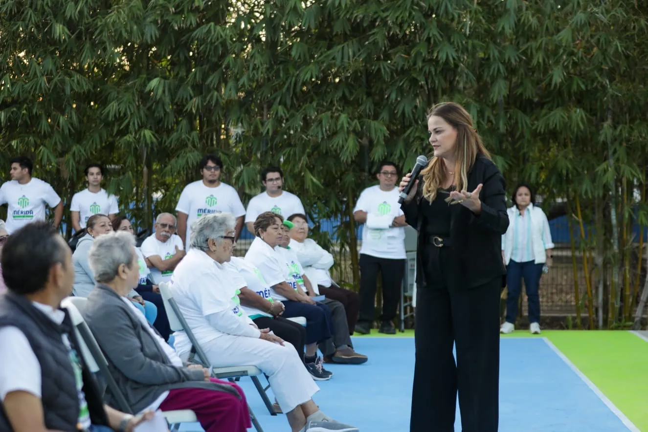 Inaugura Cecilia Patrón espacio deportivo en Centro Armonía para el cuidado integral de personas mayores
