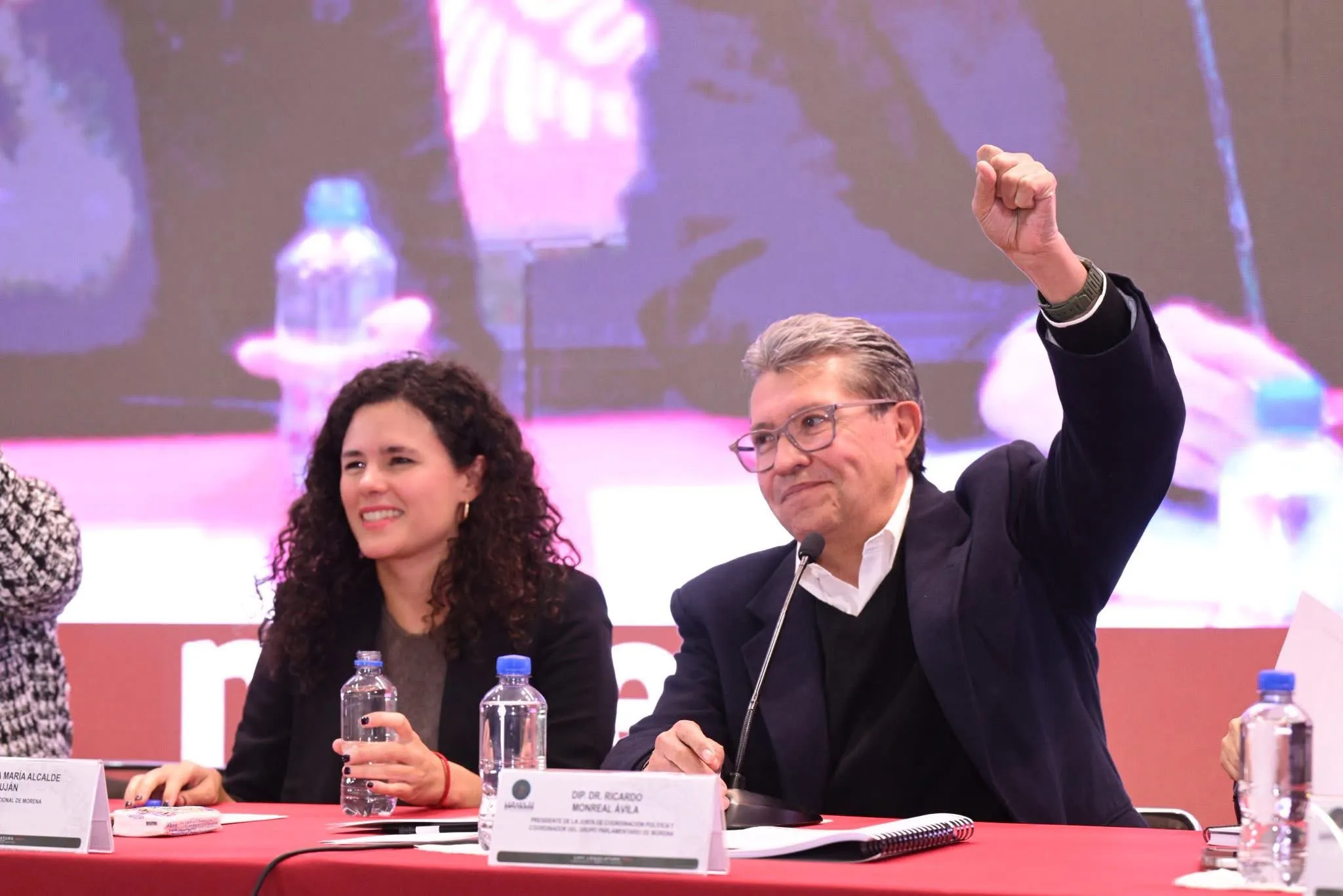 Lealtad sin titubeos a la presidenta Sheinbaum; Monreal subraya lealtad absoluta y respaldo total a sus reformas
