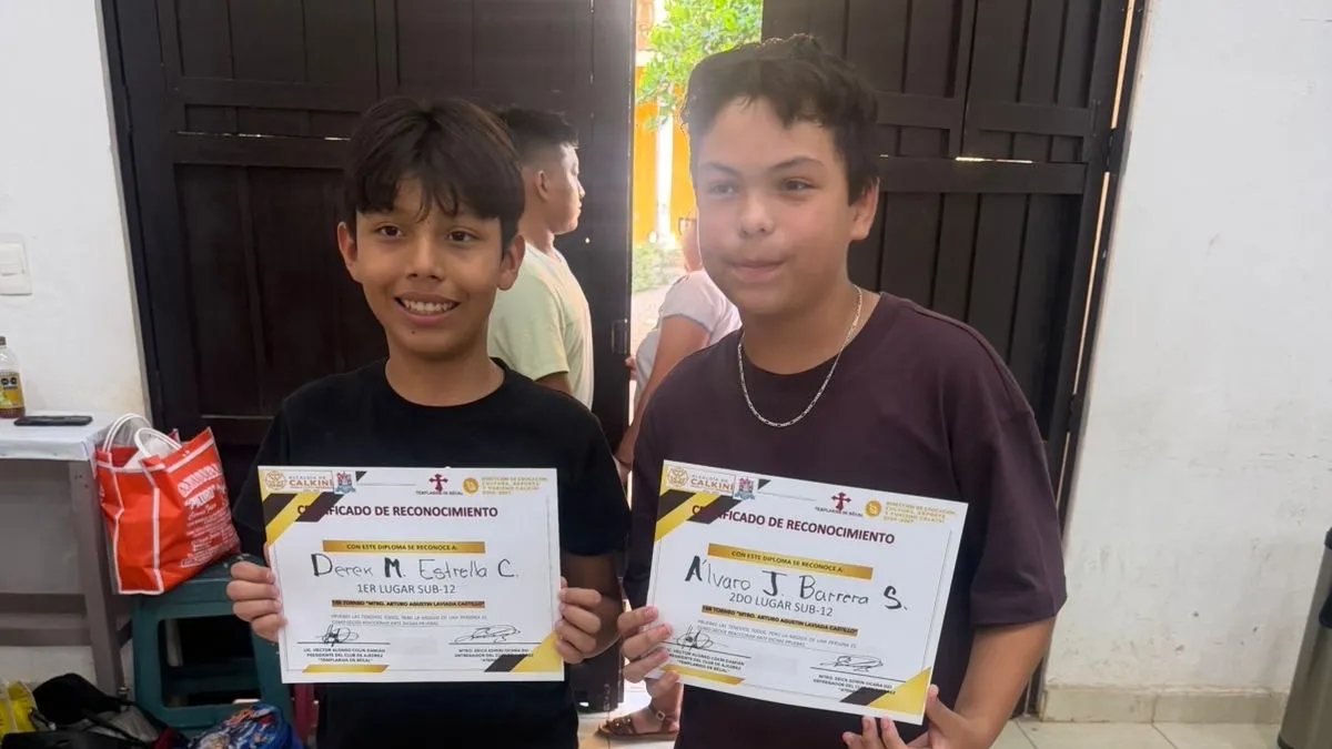 Exitoso torneo de ajedrez en Calkiní reúne talento de la península