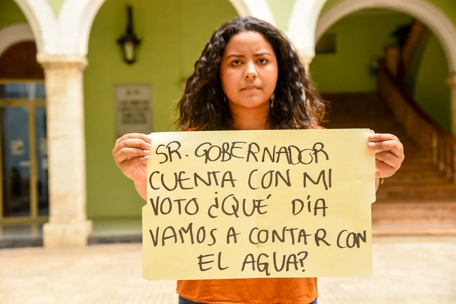 MC respalda crédito de 1,500 millones para el agua, pero exige fechas y plan claro: “¿cuándo vamos a contar con el servicio?”