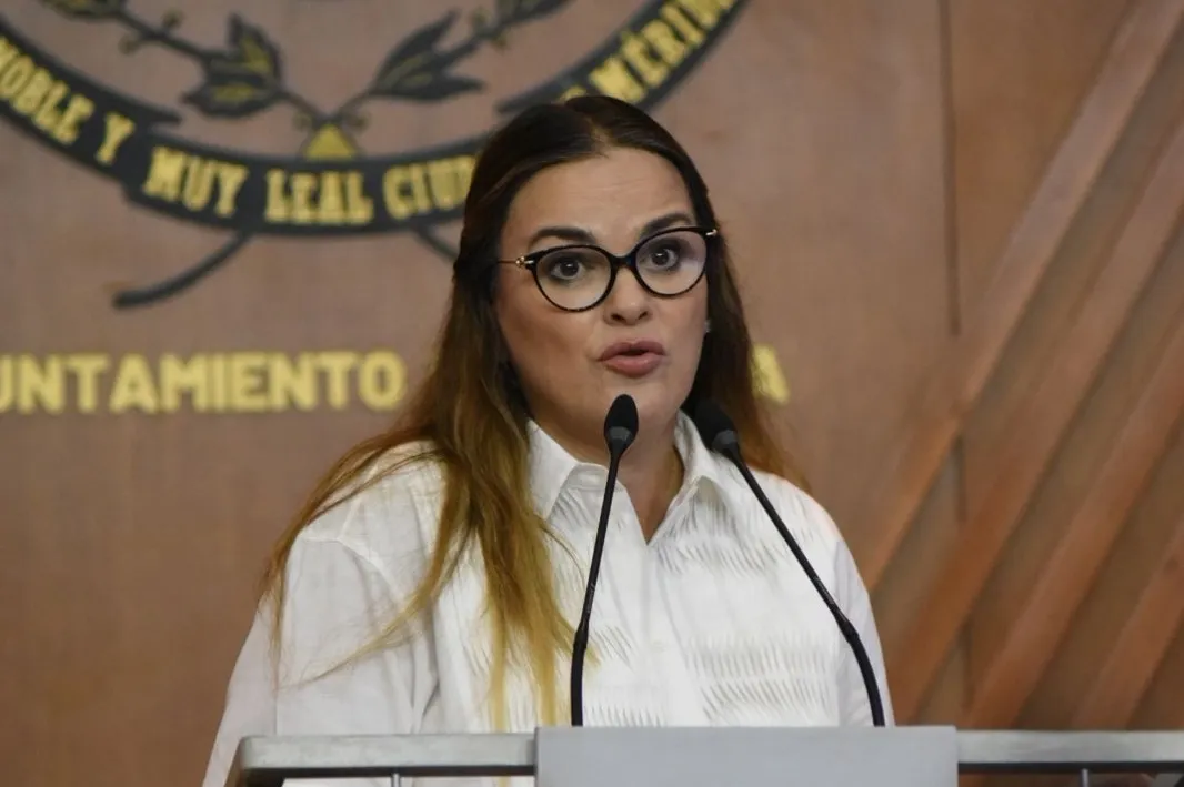 Baches en Mérida tienen múltiples causas y no solo el Va y Ven: Cecilia Patrón
